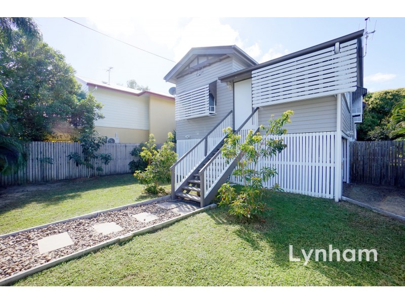 19 Edwards Street, West End QLD 4810