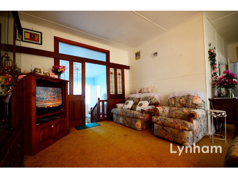 43 Goldring Street, Hermit Park QLD 4812