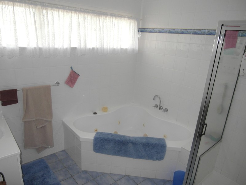 17 Brownhill Street, Mundingburra QLD 4812