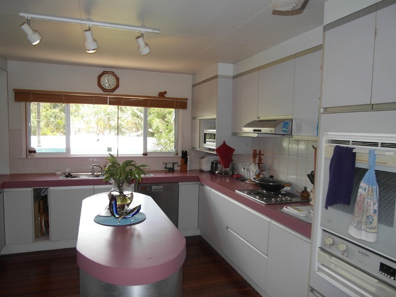 17 Brownhill Street, Mundingburra QLD 4812