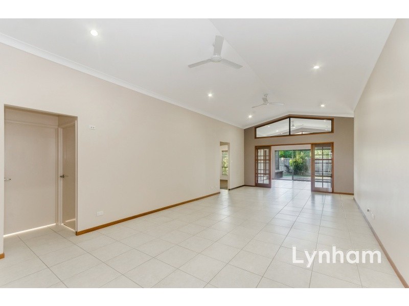 26 Ellsworth Drive, Mount Louisa QLD 4814