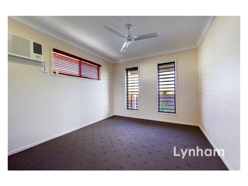 26 Ellsworth Drive, Mount Louisa QLD 4814