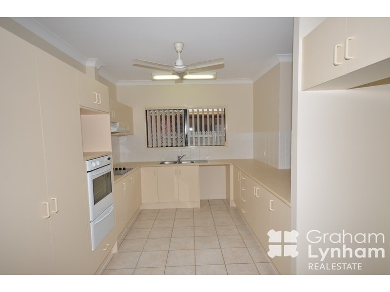 11 Woodlake Avenue, Kirwan QLD 4817
