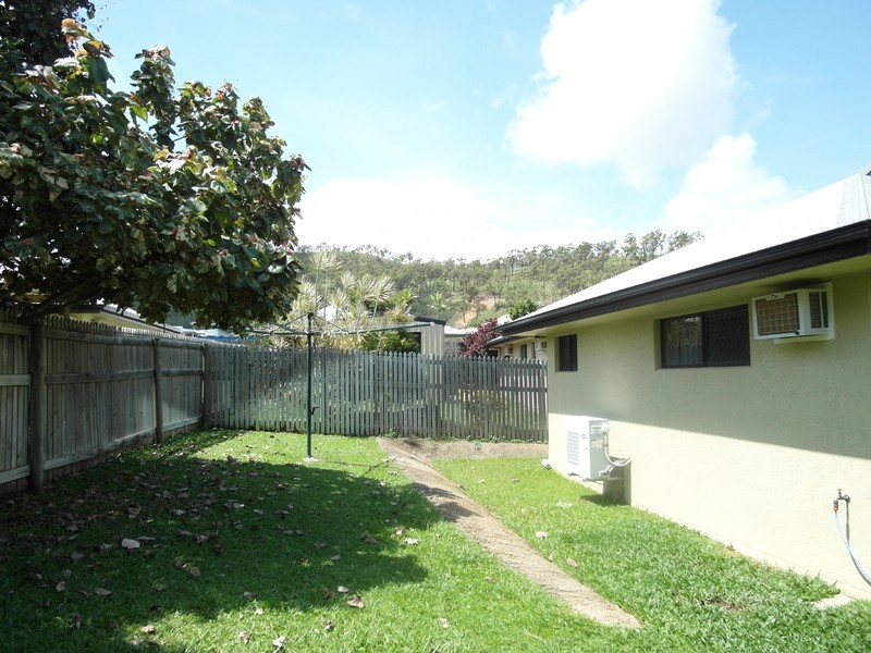 13  Fuji Court, Mount Louisa QLD 4814