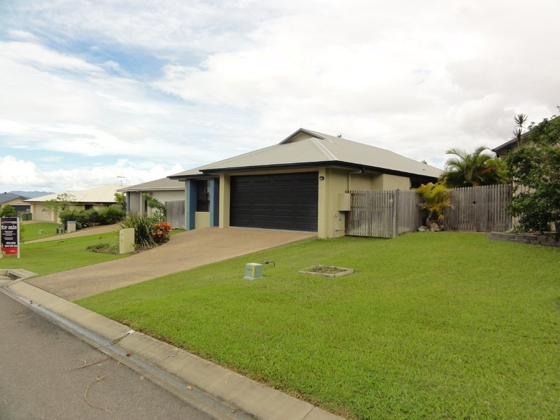 13  Fuji Court, Mount Louisa QLD 4814