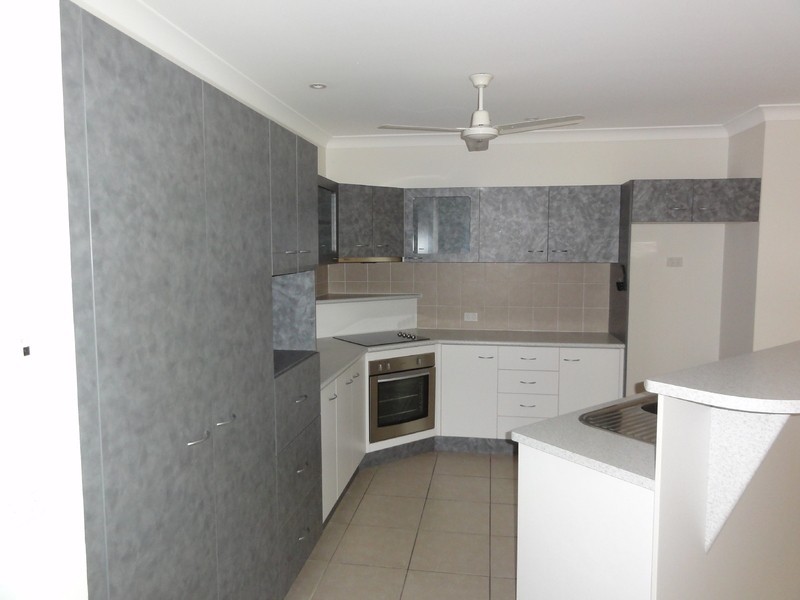 13  Fuji Court, Mount Louisa QLD 4814