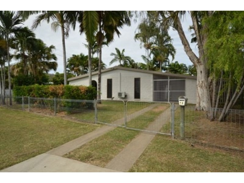 40 Champagne Crescent, Kelso QLD 4815