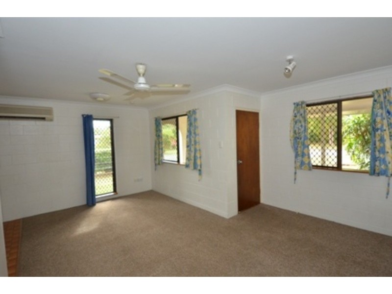 40 Champagne Crescent, Kelso QLD 4815