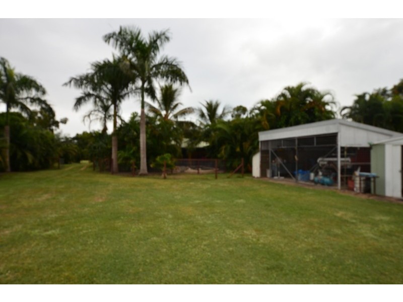 120 Toolakea Beach Road, Bluewater QLD 4818