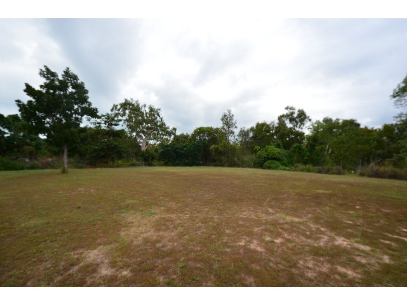 120 Toolakea Beach Road, Bluewater QLD 4818