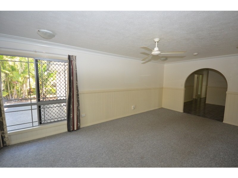 10 Columbine Court, Kirwan QLD 4817