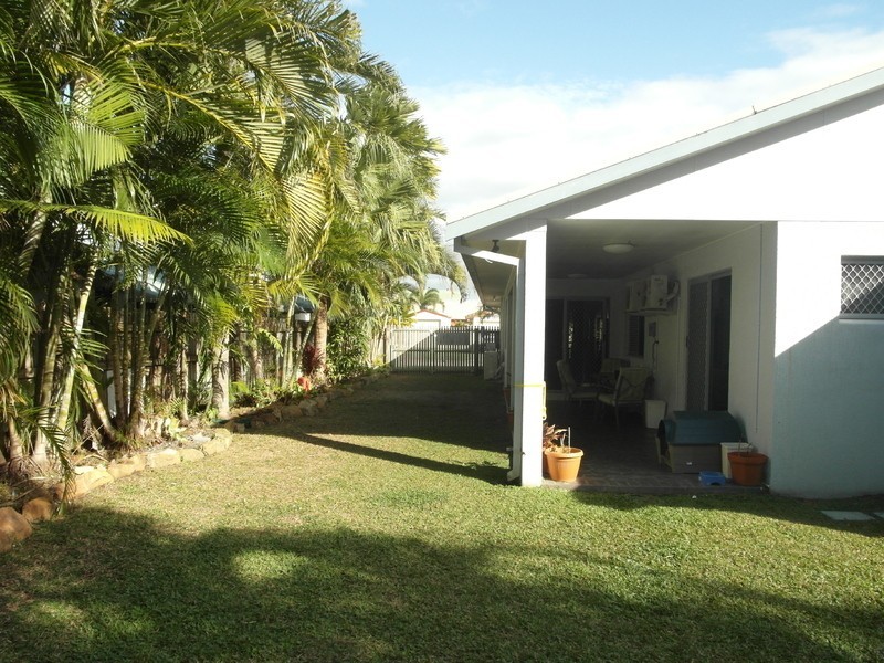 10 Columbine Court, Kirwan QLD 4817