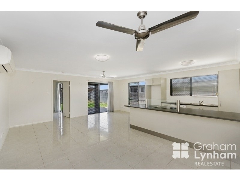 47 Beach Oak Crescent, Mount Low QLD 4818