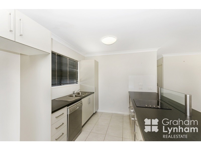 47 Beach Oak Crescent, Mount Low QLD 4818
