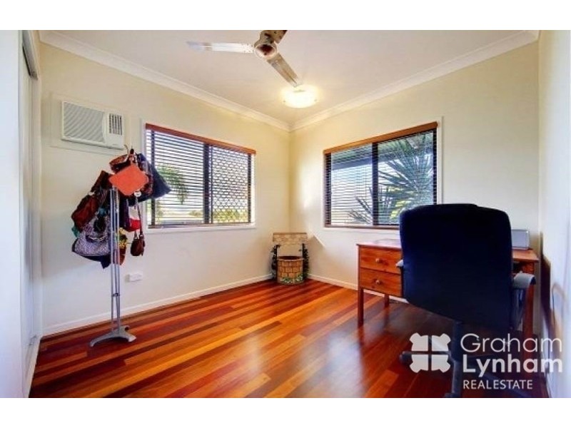 95 Shutehaven Circuit, Bushland Beach QLD 4818