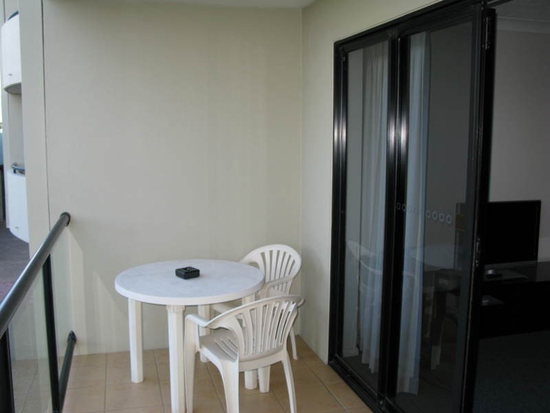 30 Palmer Street, South Townsville QLD 4810