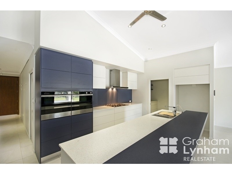 5 Bronco Court, Kelso QLD 4815