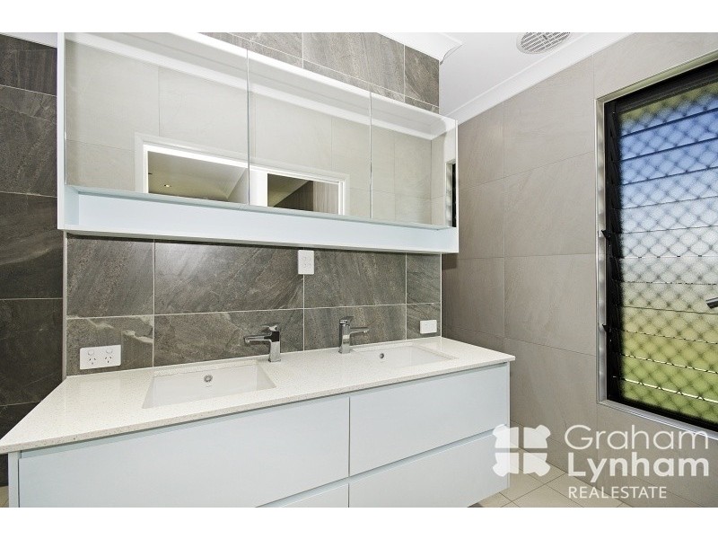 5 Bronco Court, Kelso QLD 4815