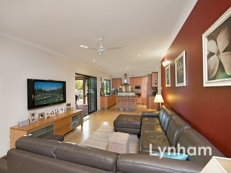 13 Michelia Close, Kirwan QLD 4817