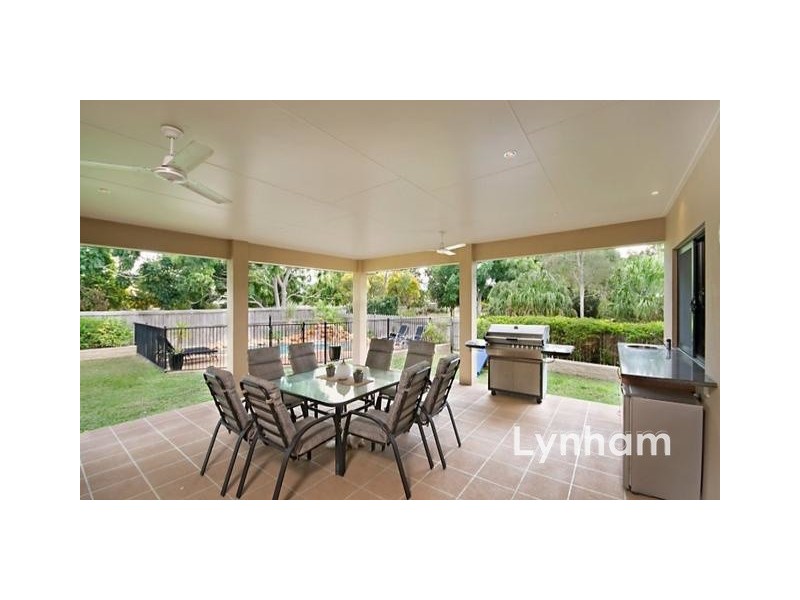 13 Michelia Close, Kirwan QLD 4817