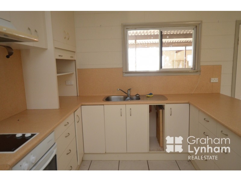 4 Wotton Street, Aitkenvale QLD 4814