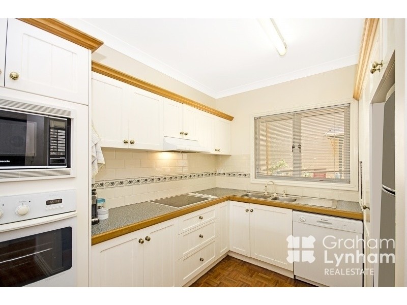 2/15 Cleveland Terrace, North Ward QLD 4810