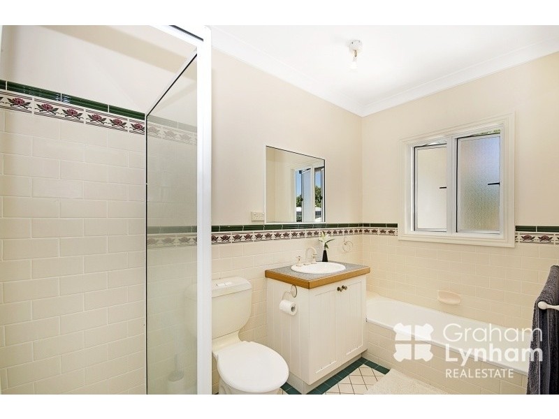 2/15 Cleveland Terrace, North Ward QLD 4810
