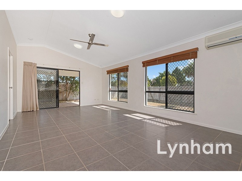 12 Chesterton Court, Kirwan QLD 4817