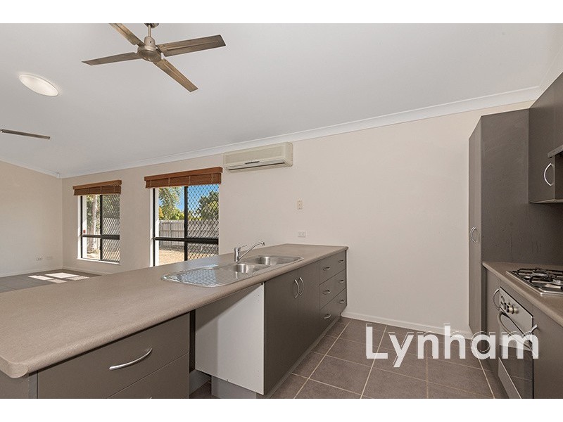 12 Chesterton Court, Kirwan QLD 4817