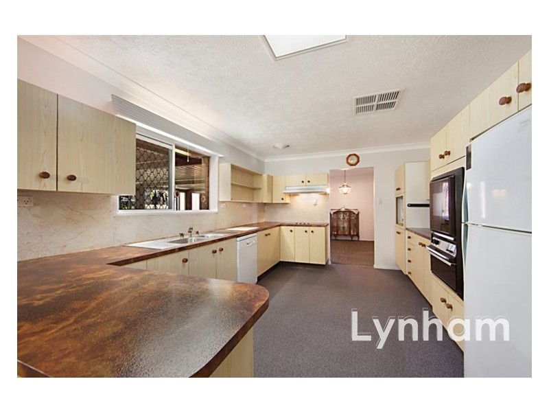 22 Ives Street, Kirwan QLD 4817