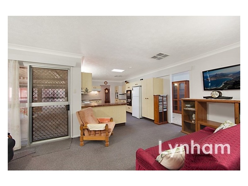 22 Ives Street, Kirwan QLD 4817