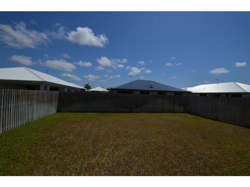 5 Jarvis Street, Burdell QLD 4818