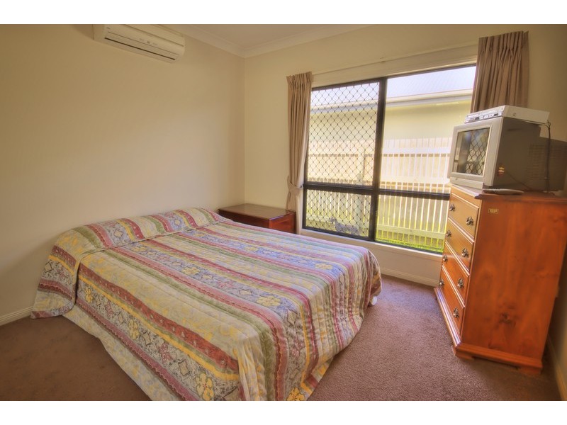 17 Dugong Crescent, Mount Louisa QLD 4814