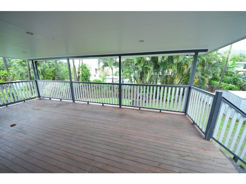 522 Bayswater Road, Mount Louisa QLD 4814