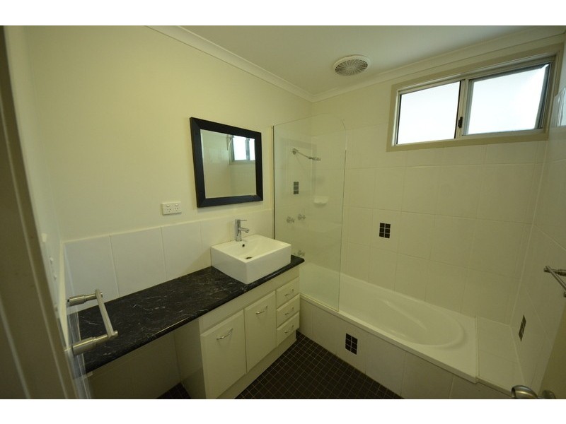 522 Bayswater Road, Mount Louisa QLD 4814