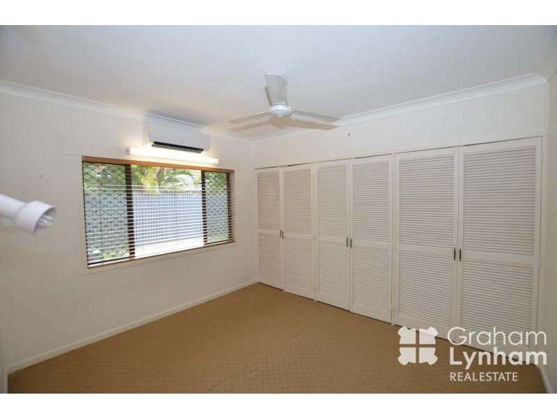 19 Renecol Avenue, Rasmussen QLD 4815