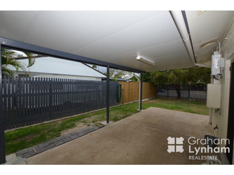 19 Renecol Avenue, Rasmussen QLD 4815