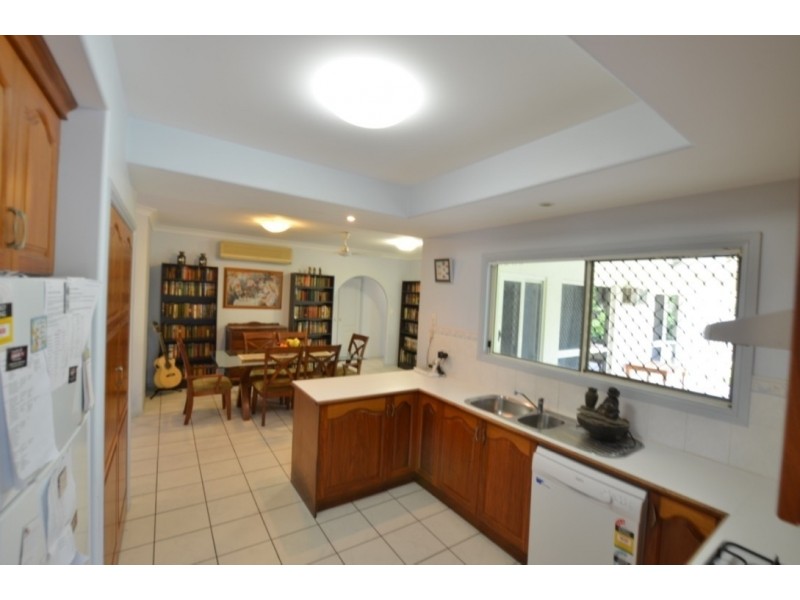 11 Ellesons Place, Douglas QLD 4814