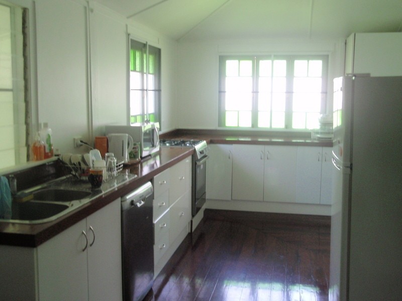 15 Brooks Street, Railway Estate QLD 4810