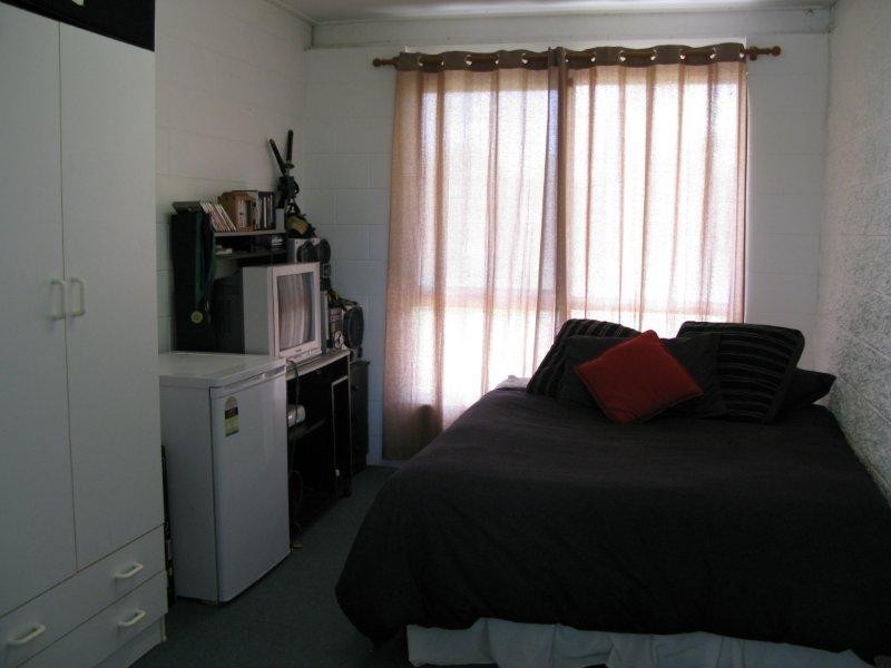 8 Faulkner Street, Burdell QLD 4818