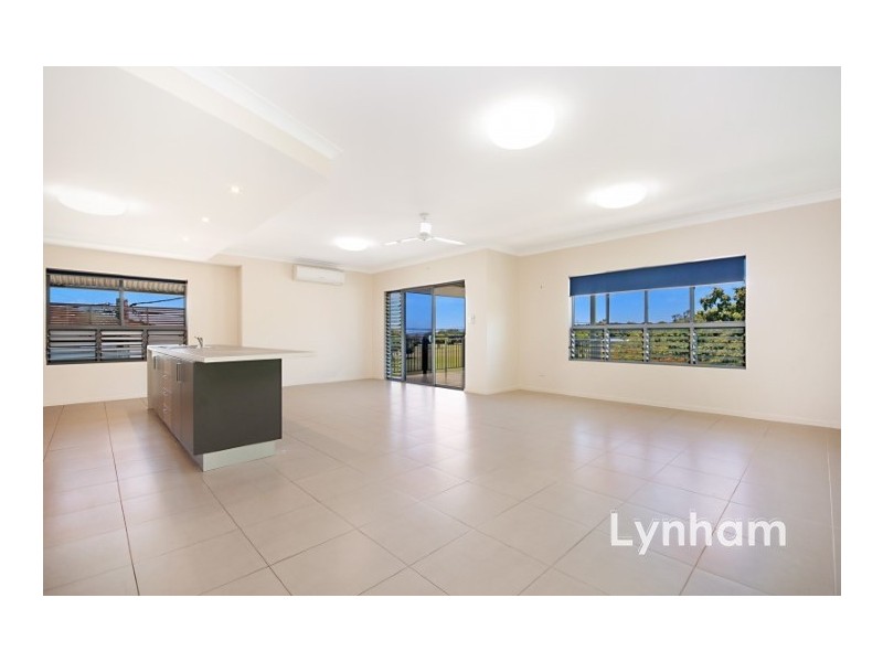 8/11 Crauford Street, West End QLD 4810