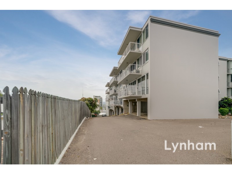 27/6 Hale Street, Townsville City QLD 4810