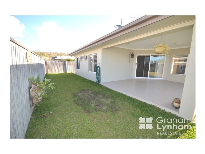 6 Channel Street, Bushland Beach QLD 4818