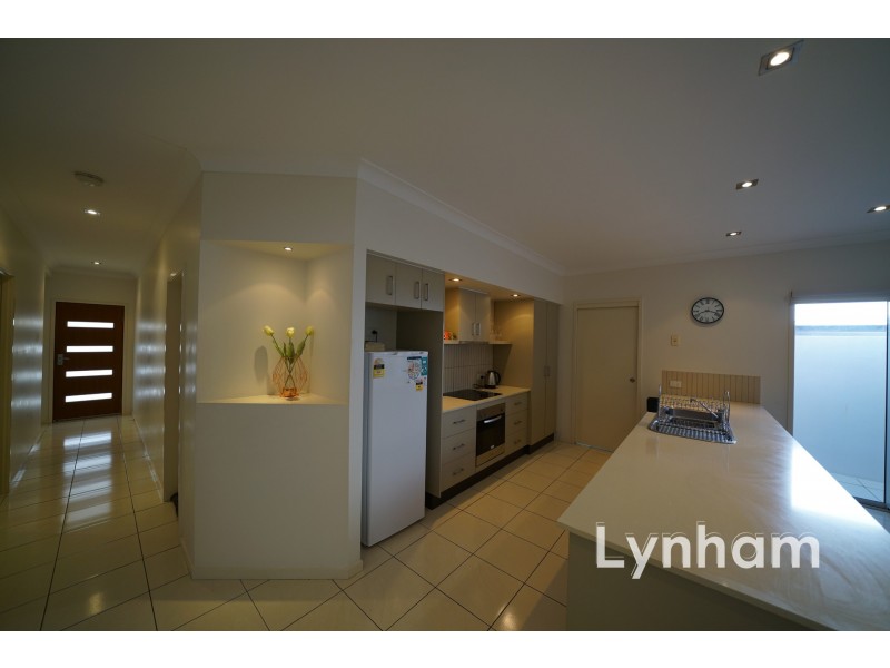 5 St Kilda Row, Douglas QLD 4814