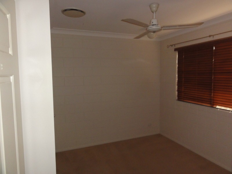 31 Lambert Street, Kirwan QLD 4817