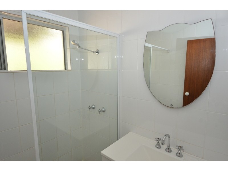 27 Cay Street, Saunders Beach QLD 4818