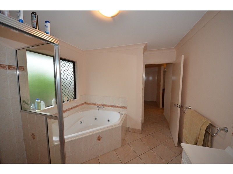 8 Hawkesbury Lane, Douglas QLD 4814