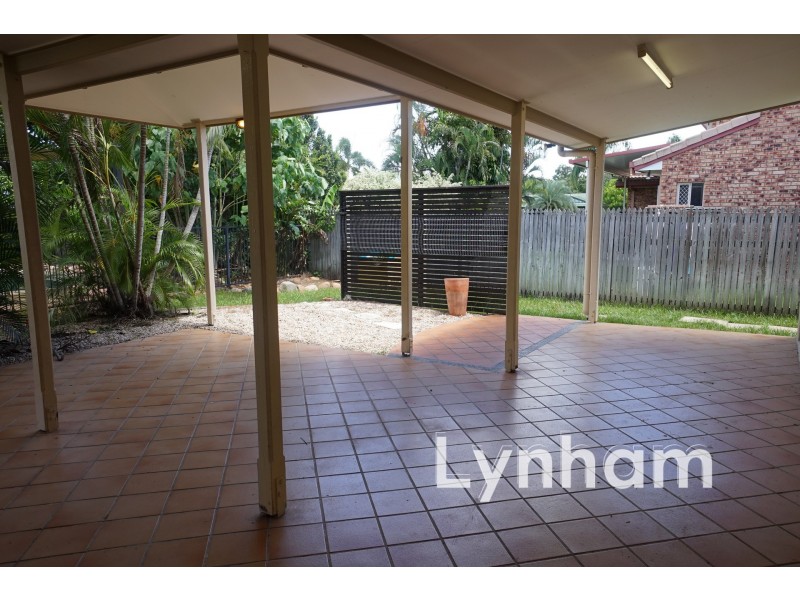 8 Eaton Circuit, Kirwan QLD 4817