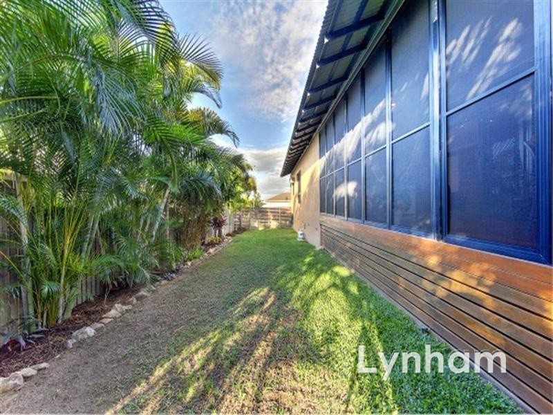 95 Shutehaven Circuit, Bushland Beach QLD 4818
