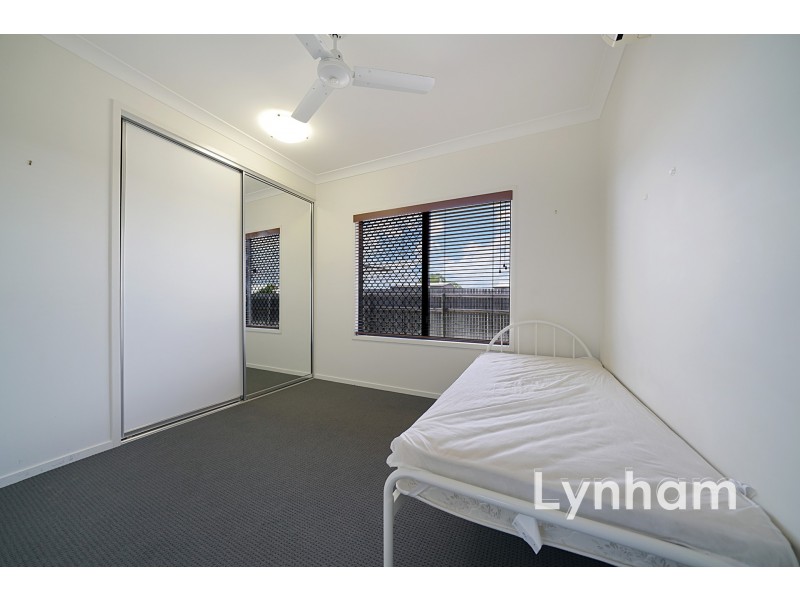 17 Beach Oak Drive, Mount Low QLD 4818